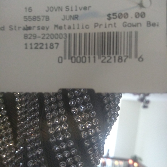 JOVANI DRESS - Picture 5 of 6